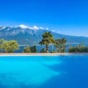 Apartment Casa Elka View And Pool By Garda Domus Mea